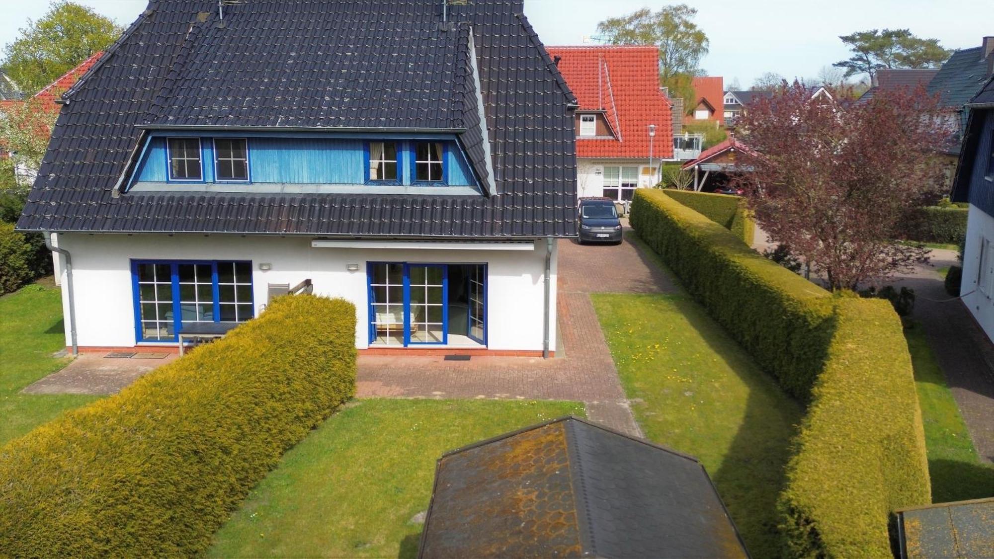 Mensendiek, Anita, Fw Zingst Luaran gambar